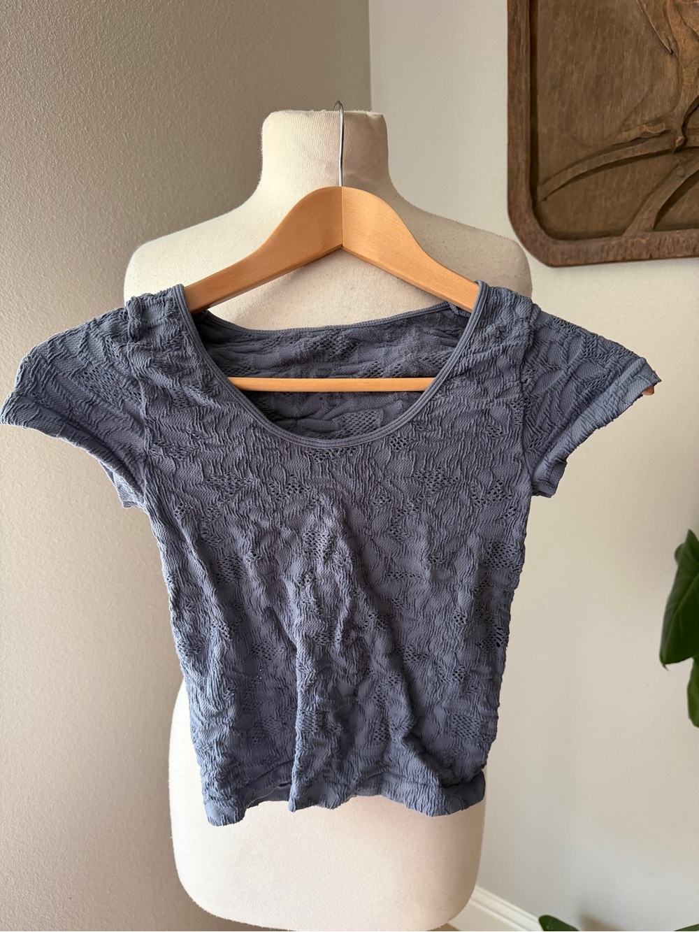 Tillys Women's Textured Scoop Neck Top in Slate Blue